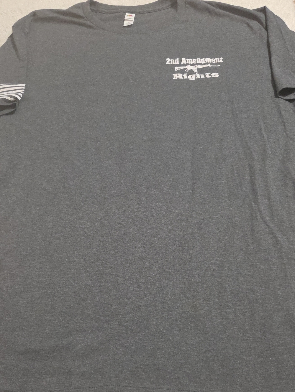 NWOT FRUIT OF THE LOOM 2ND AMENDMENT TSHIRT